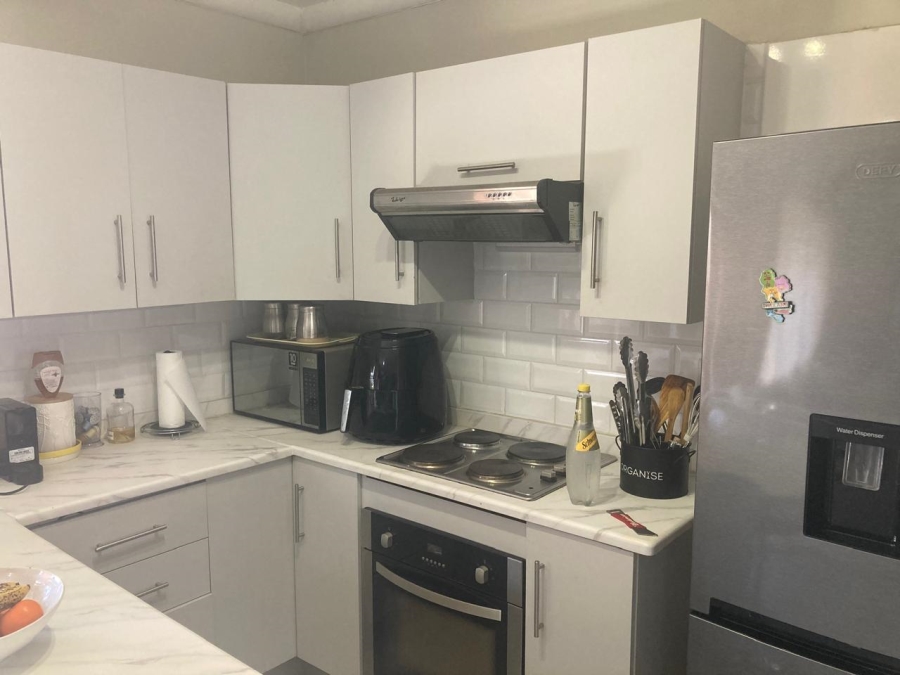 3 Bedroom Property for Sale in Waterval East North West